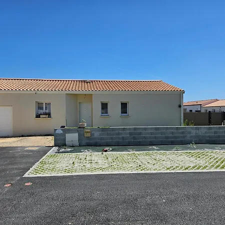 Maison Familiale Proche La Rochelle Ferrières