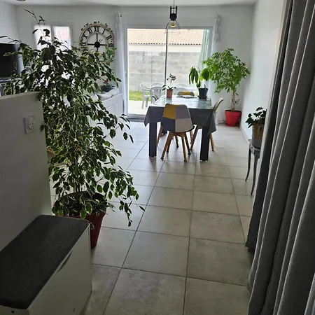 Maison Familiale Proche La Rochelle Casa vacanze Ferrières