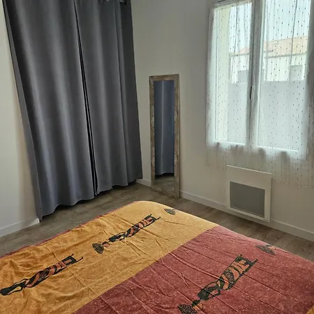 Maison Familiale Proche La Rochelle * Ferrières